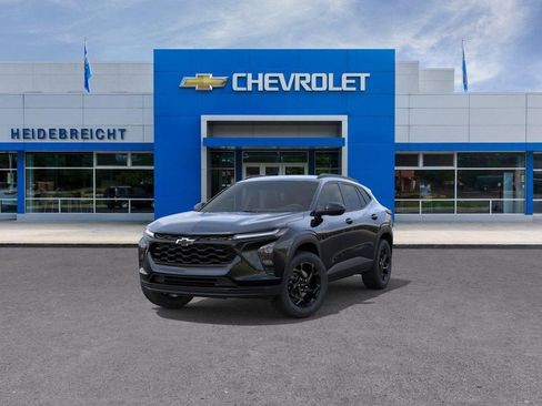 New 2026 Chevrolet Trax LT FWD image 8