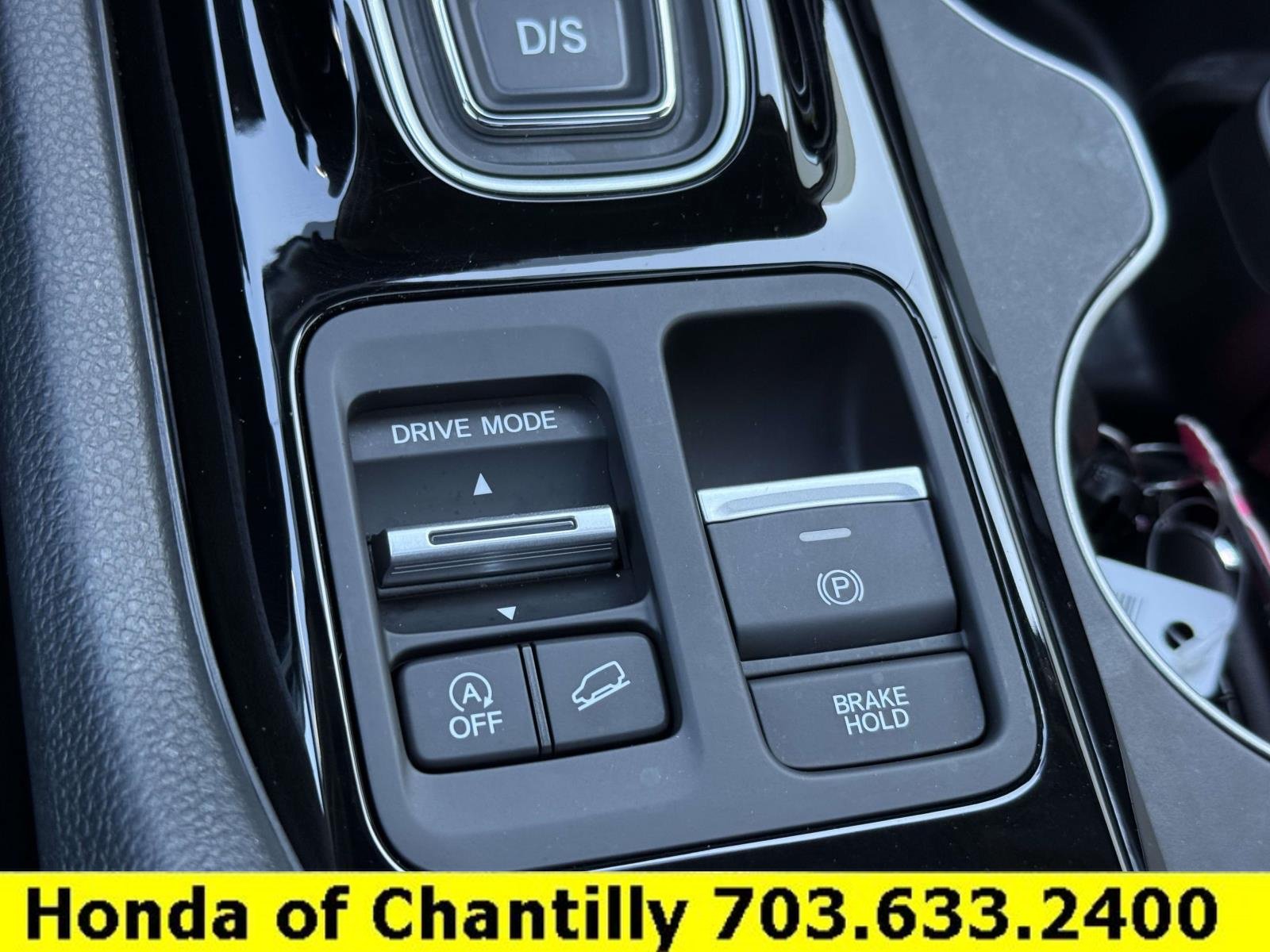 Certified 2025 Honda Pilot Touring image 25
