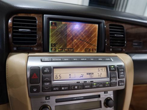 Used 2006 Lexus SC 430 Convertible RWD image 22