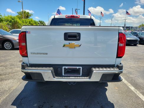 Used 2020 Chevrolet Colorado W/T RWD image 10