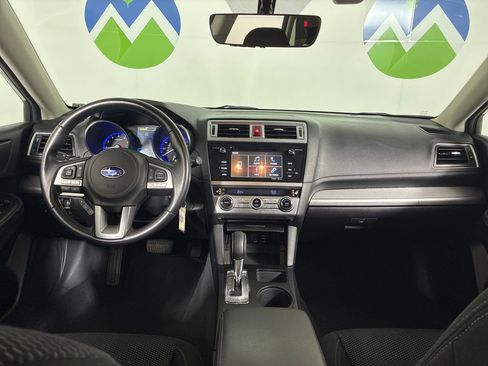 Used 2017 Subaru Outback 2.5i Premium image 16