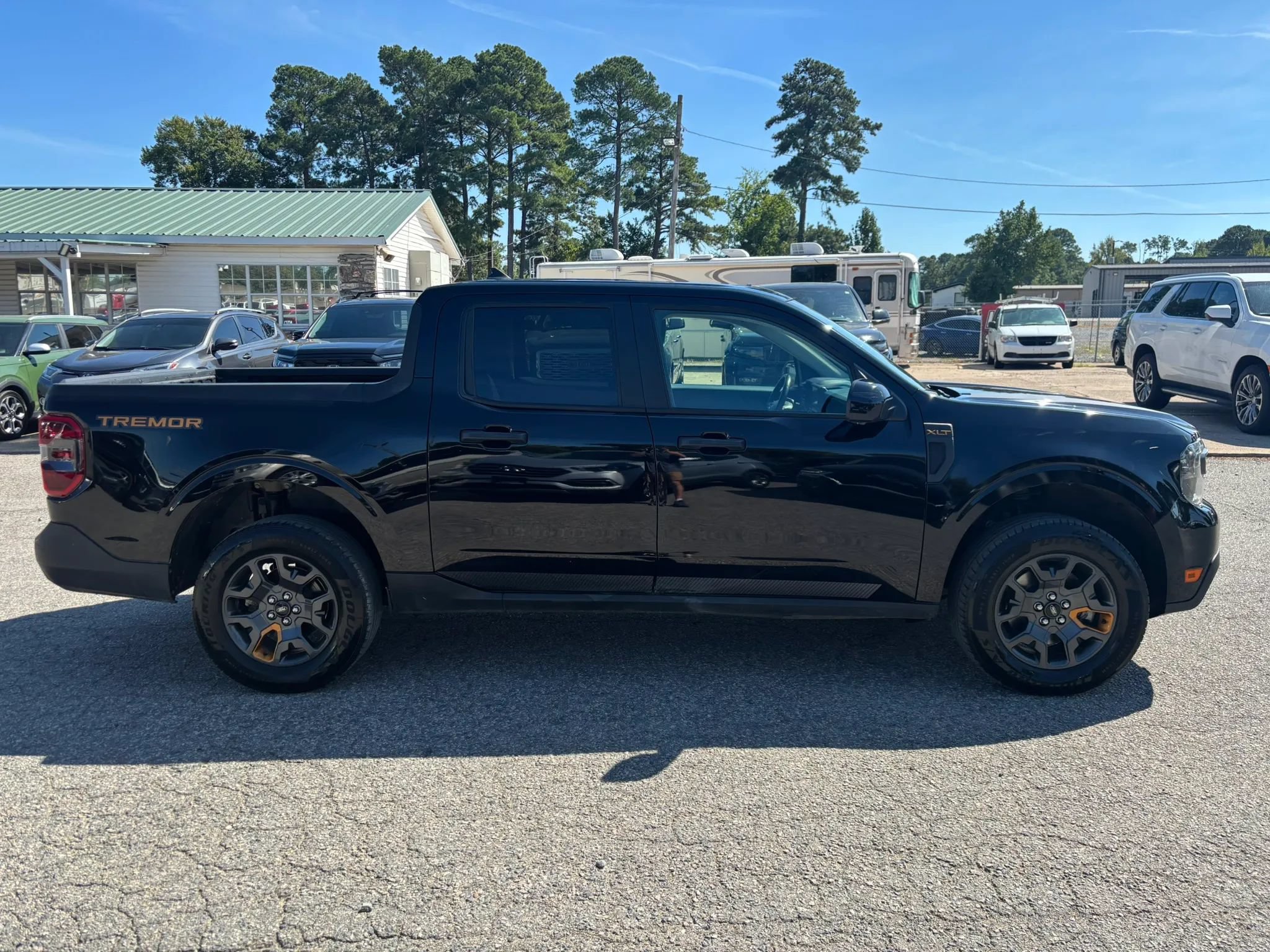 Used 2024 Ford Maverick Tremor w/ Tremor Off-Road Package AWD/4WD image 6