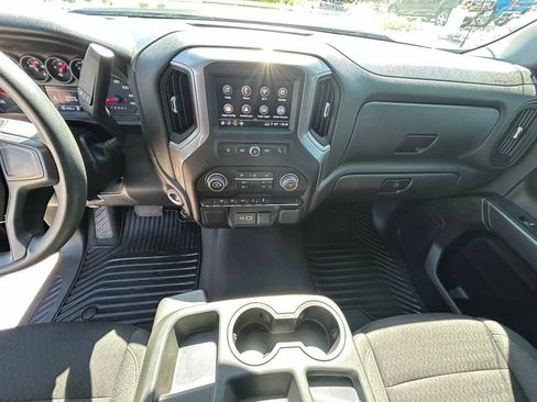 Used 2023 Chevrolet Silverado 1500 Custom AWD/4WD image 18
