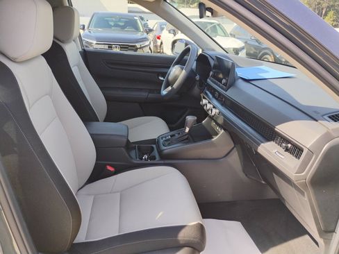 Certified 2023 Honda CR-V EX image 28