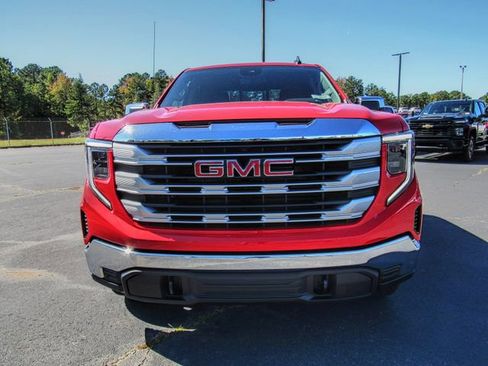 New 2026 GMC Sierra 1500 SLE w/ X31 Off-Road Package image 2