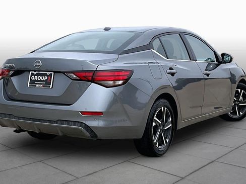 Used 2025 Nissan Sentra SV FWD image 13