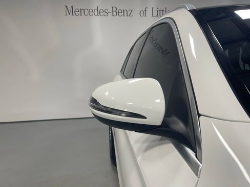 Used 2019 Mercedes-Benz GLC 300 4MATIC image 12