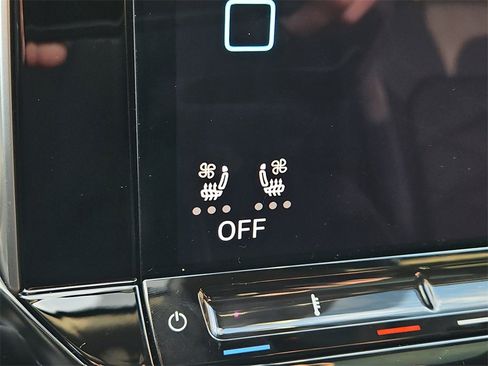 New 2026 Volkswagen Atlas SE image 12