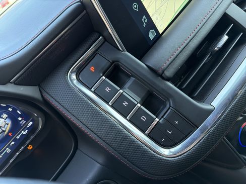 Used 2022 Chevrolet Tahoe RST w/ Luxury Package image 26