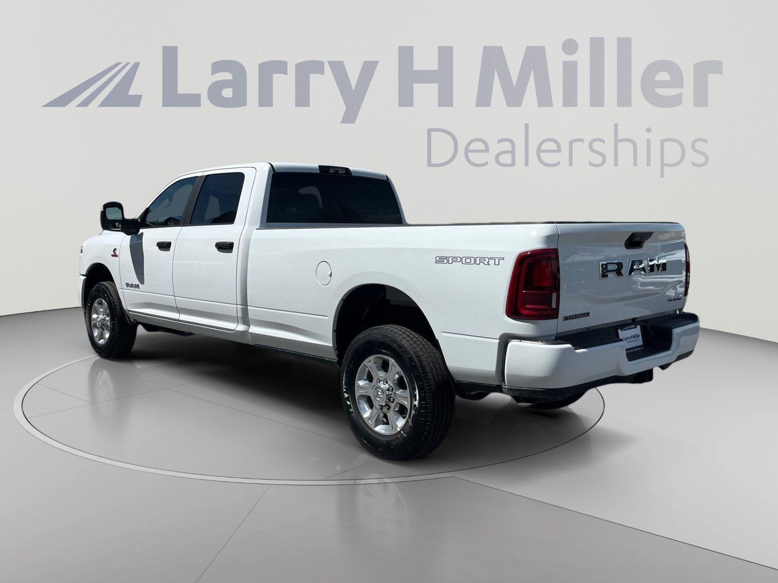 New 2026 RAM 2500 Big Horn AWD/4WD image 3