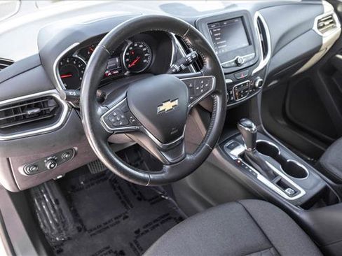 Used 2020 Chevrolet Equinox LT FWD image 10