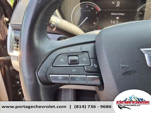 Used 2023 Cadillac XT4 Premium Luxury image 23