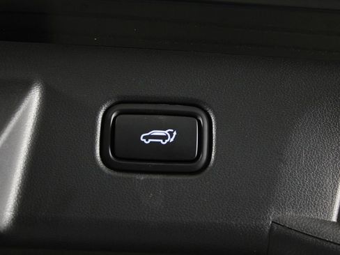 Certified 2025 Hyundai Tucson Limited image 18