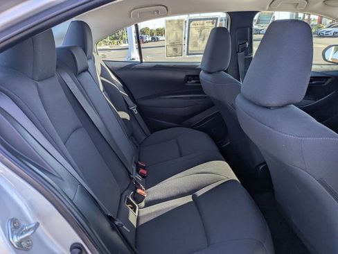 Used 2023 Toyota Corolla LE image 6