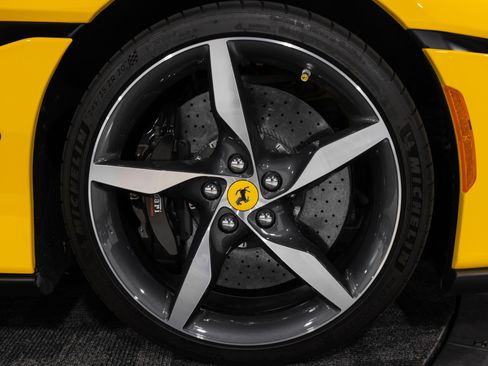 Used 2023 Ferrari Portofino M RWD image 39