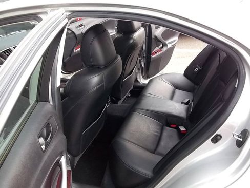 Used 2006 Lexus IS 350 RWD image 7