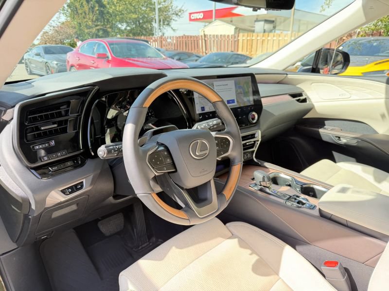 Used 2025 Lexus RX 350h w/ Convenience Package AWD/4WD image 18