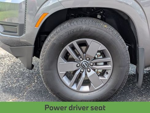 Certified 2025 Nissan Frontier SV RWD image 13