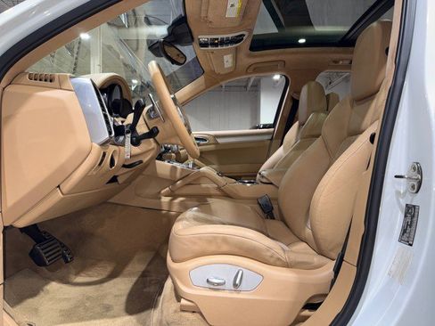 Used 2013 Porsche Cayenne GTS image 51