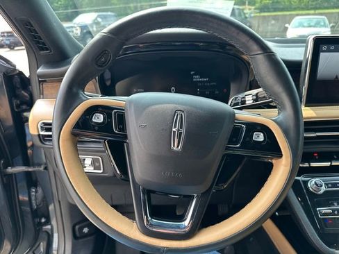 Used 2022 Lincoln Corsair Reserve w/ Elements Package image 27