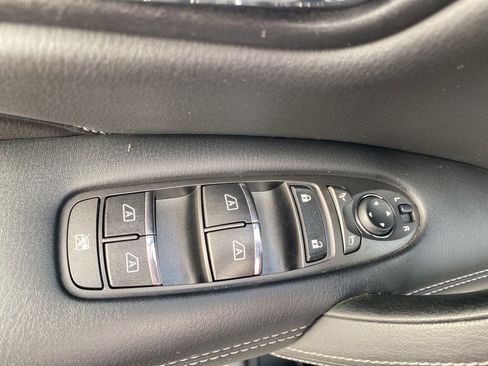 Used 2019 INFINITI QX80 Luxe w/ Proassist Package image 12