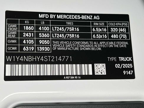 Used 2025 Mercedes-Benz Sprinter 2500 image 34