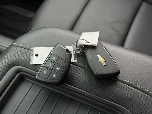 Used 2024 Chevrolet Tahoe Premier image 5