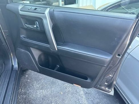 Used 2021 Toyota 4Runner SR5 Premium w/ Moonroof Package AWD/4WD image 23