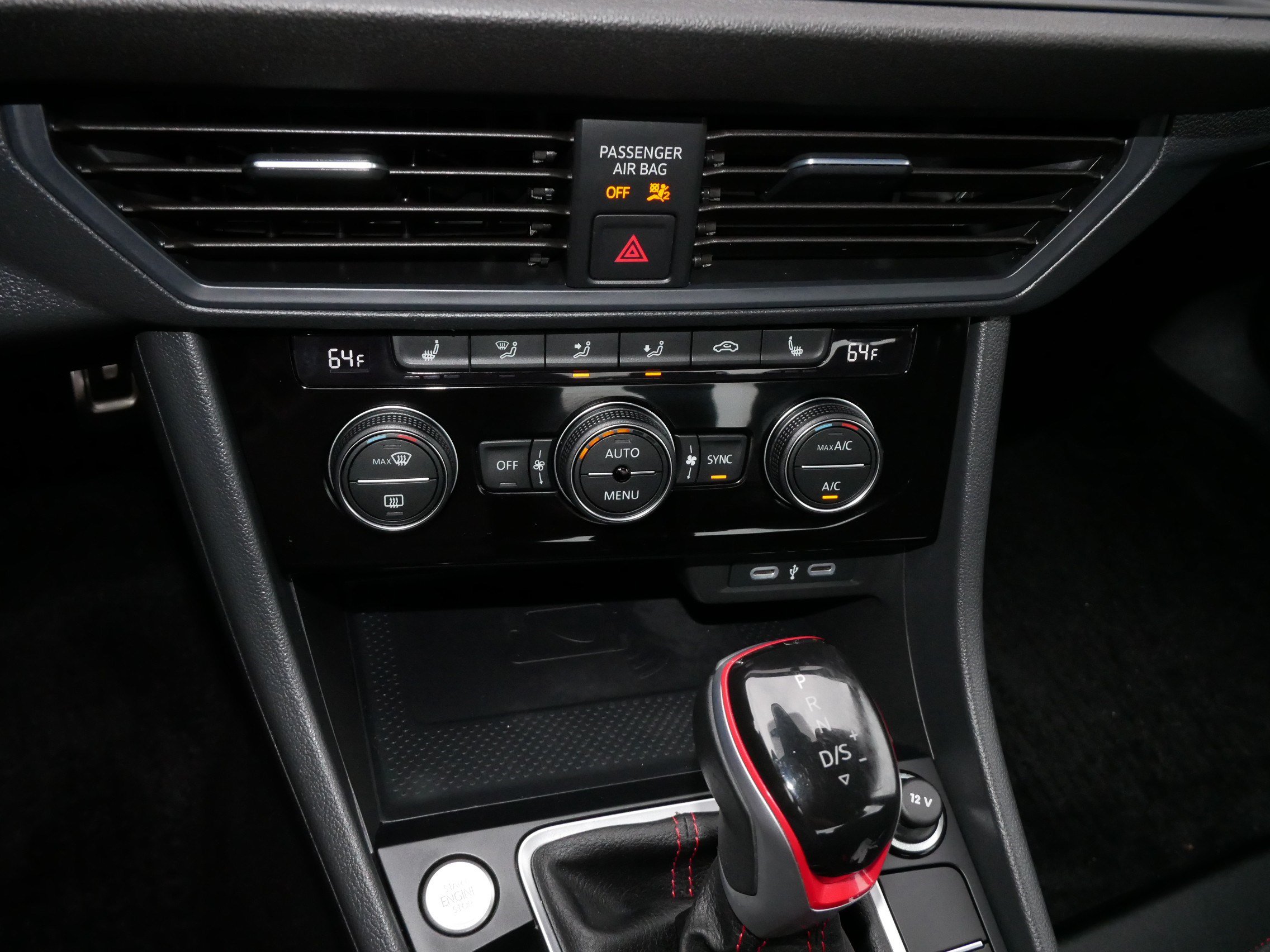 Used 2024 Volkswagen Jetta GLI 40th Anniversary Edition FWD image 23