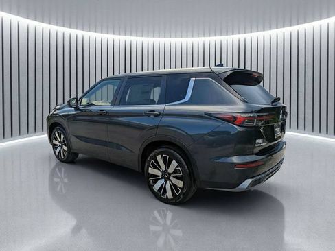 New 2026 Mitsubishi Outlander SE FWD image 6