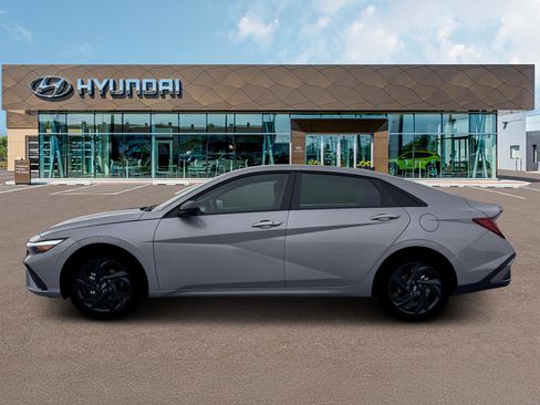 New 2026 Hyundai Elantra Sport image 3