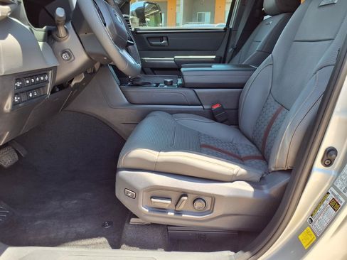 Used 2026 Toyota Sequoia Capstone AWD/4WD image 24