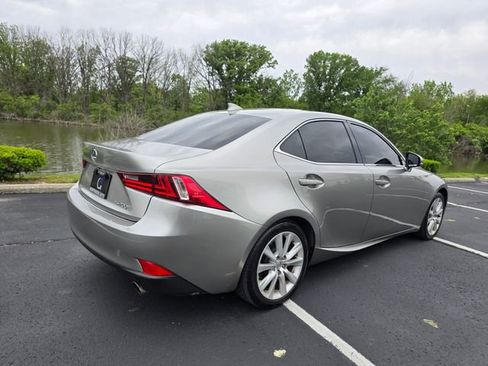 Used 2016 Lexus IS 200t RWD image 5