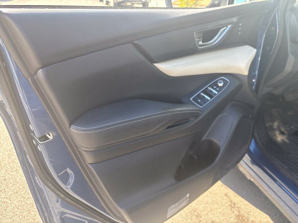 Used 2022 Subaru Ascent Limited AWD/4WD image 7