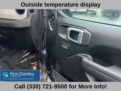 Used 2025 Jeep Gladiator Sport image 56