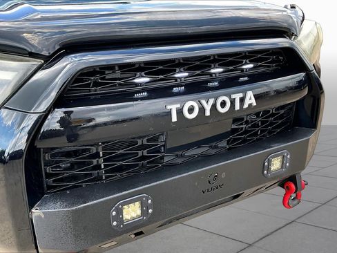 Used 2020 Toyota 4Runner SR5 Premium AWD/4WD image 30