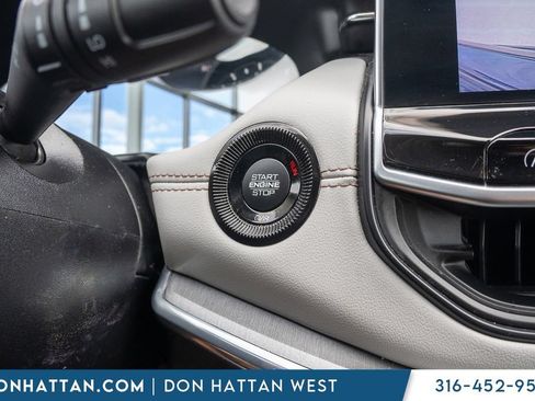 Used 2022 Jeep Compass Limited AWD/4WD image 10