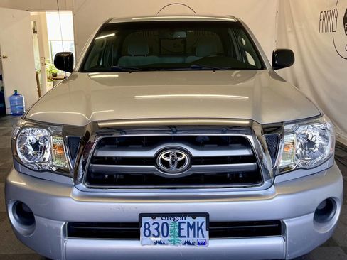Used 2010 Toyota Tacoma 2WD Access Cab image 8