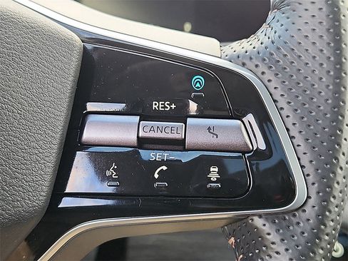 Used 2023 Nissan Ariya PLATINUM+ e-4ORCE image 23