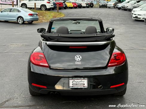 Used 2014 Volkswagen Beetle 1.8T image 39