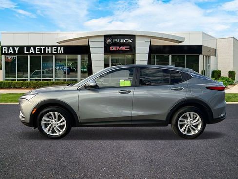 New 2026 Buick Envista Preferred w/ Convenience I Package FWD image 2