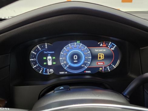 Used 2019 Cadillac Escalade Luxury image 35