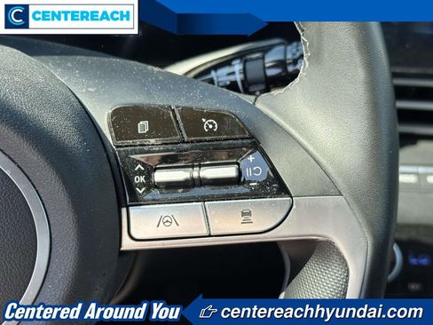 Used 2023 Hyundai Elantra SEL w/ Convenience Package FWD image 18