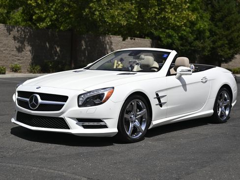 Used 2013 Mercedes-Benz SL 550 image 9