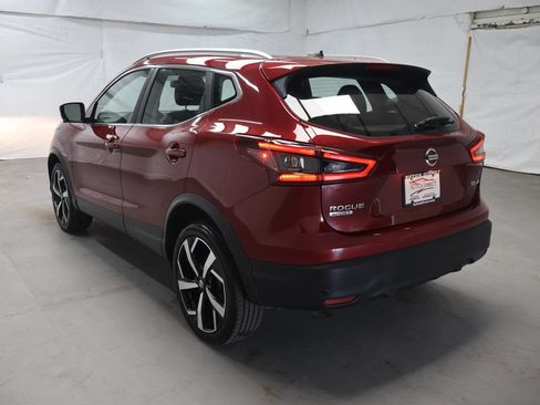 Used 2020 Nissan Rogue Sport SL AWD/4WD image 5