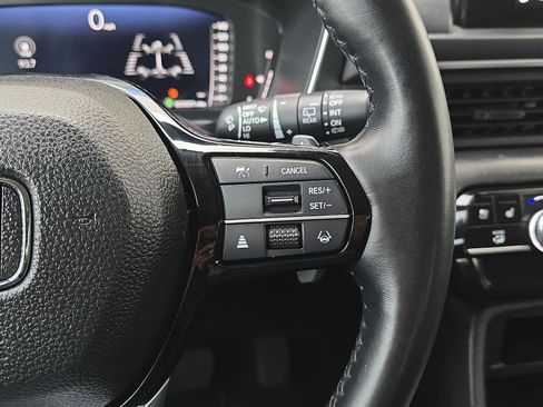 Used 2023 Honda Pilot Elite image 21