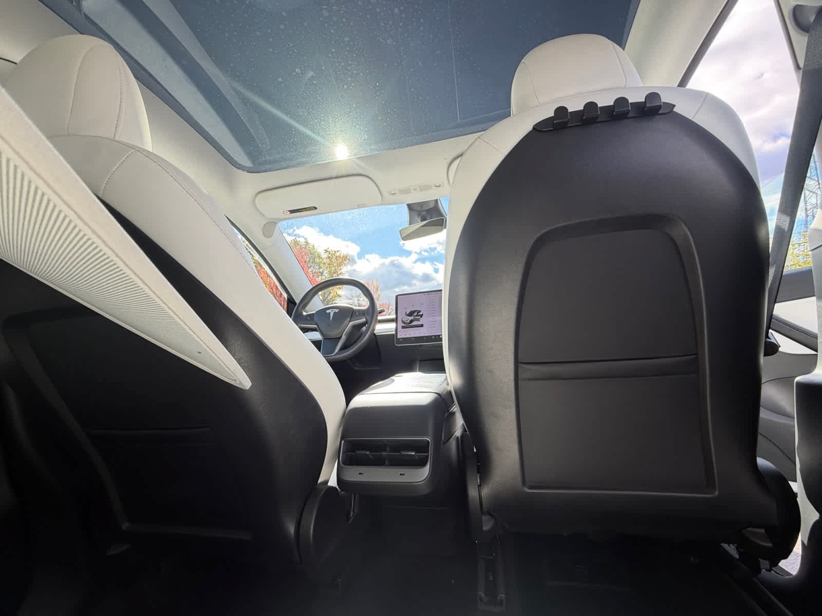 Used 2021 Tesla Model Y Long Range AWD/4WD image 26