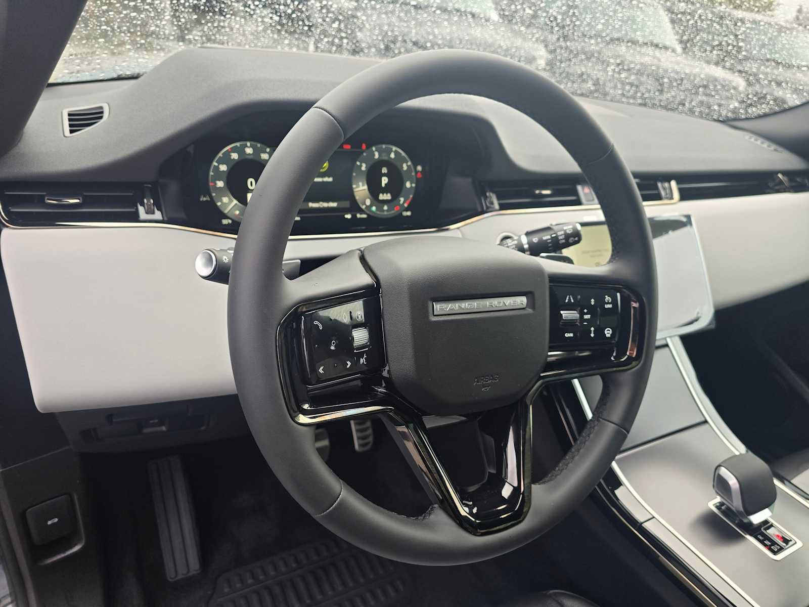 New 2026 Land Rover Range Rover Evoque Dynamic SE AWD/4WD image 26