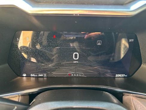 Used 2024 GMC Canyon Denali image 26