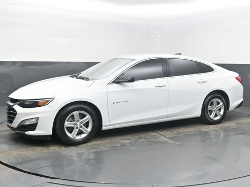 Used 2021 Chevrolet Malibu LS image 5